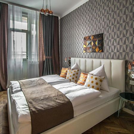 Executive Bright Apt. By Ruterra Praag Buitenkant foto