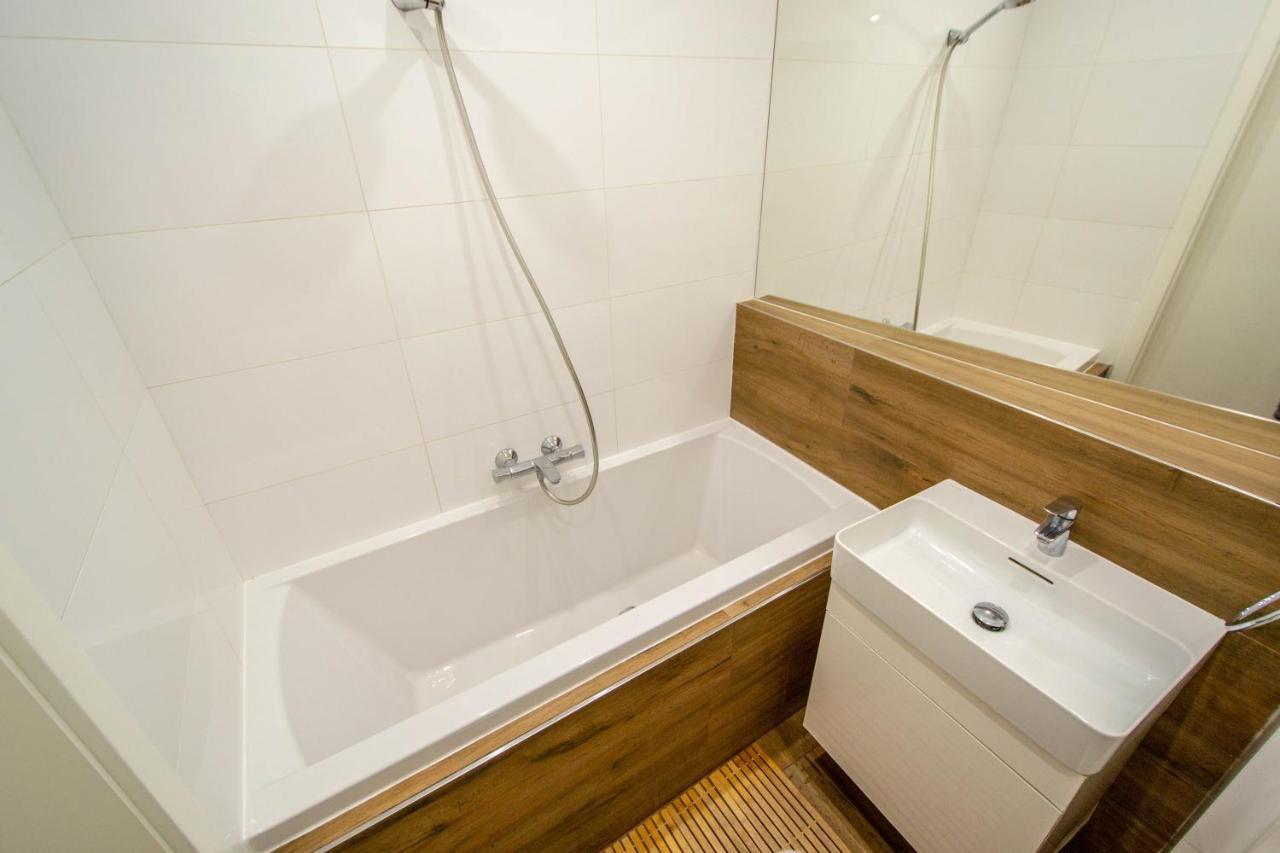 Executive Bright Apt. By Ruterra Praag Buitenkant foto