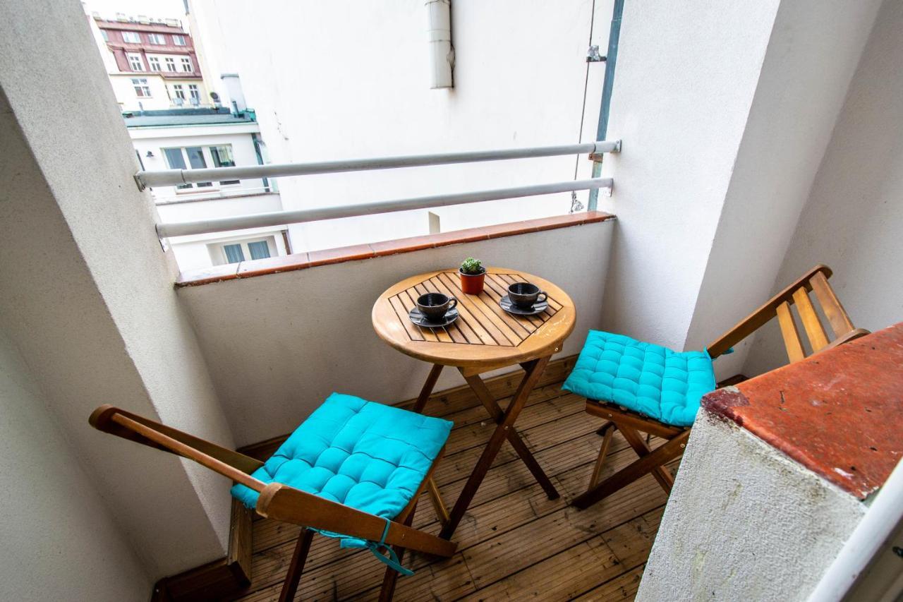 Executive Bright Apt. By Ruterra Praag Buitenkant foto
