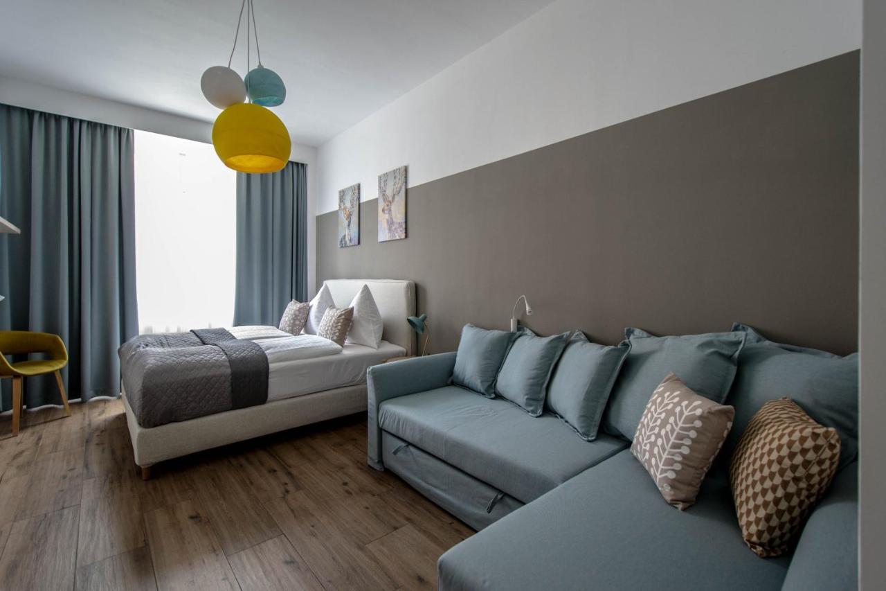 Executive Bright Apt. By Ruterra Praag Buitenkant foto