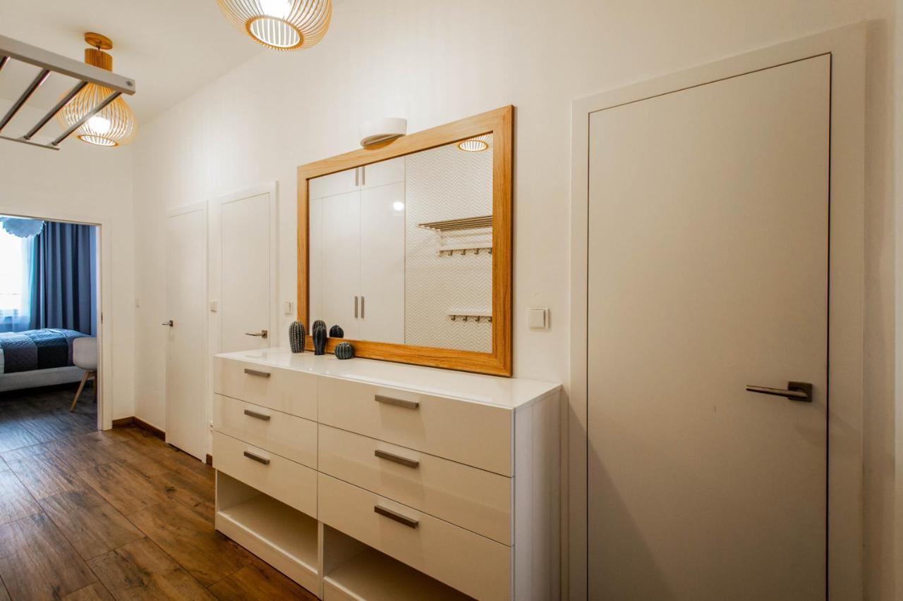 Executive Bright Apt. By Ruterra Praag Buitenkant foto