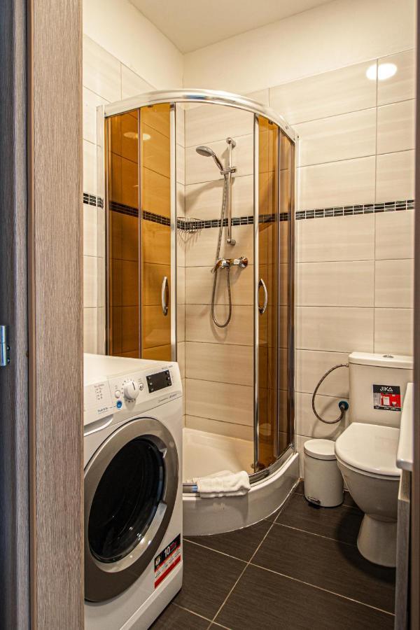 Executive Bright Apt. By Ruterra Praag Buitenkant foto