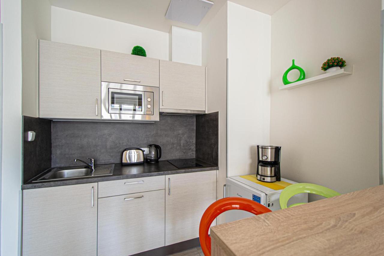 Executive Bright Apt. By Ruterra Praag Buitenkant foto