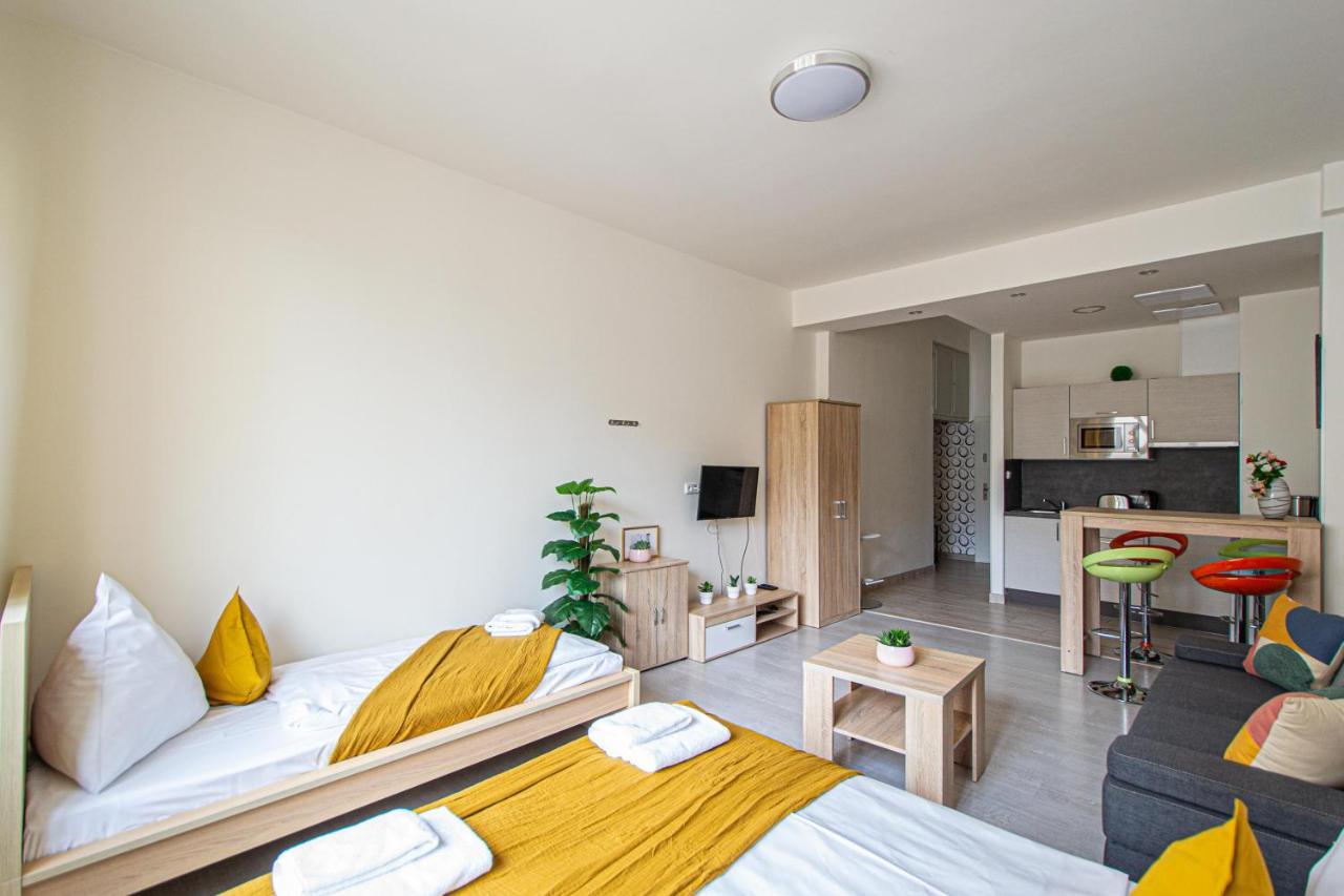 Executive Bright Apt. By Ruterra Praag Buitenkant foto