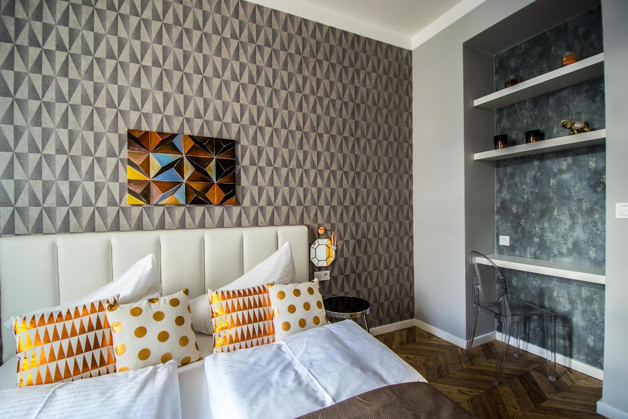 Executive Bright Apt. By Ruterra Praag Buitenkant foto