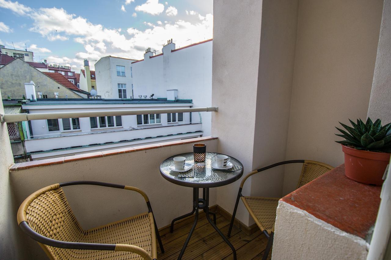 Executive Bright Apt. By Ruterra Praag Buitenkant foto