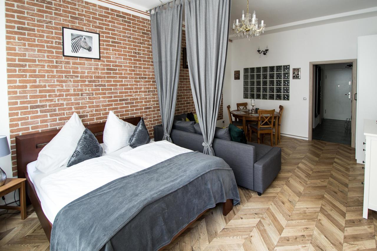 Executive Bright Apt. By Ruterra Praag Buitenkant foto