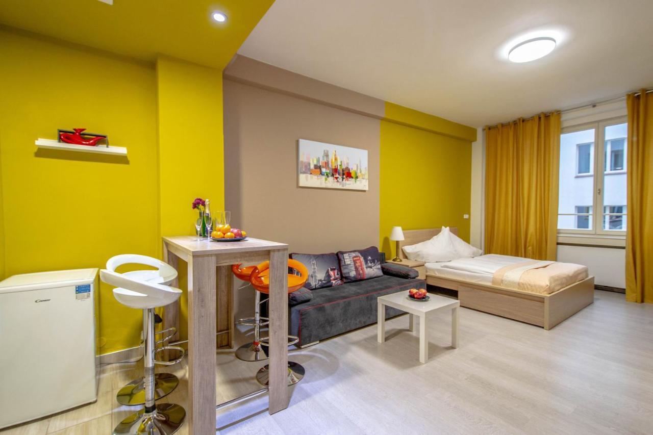 Executive Bright Apt. By Ruterra Praag Buitenkant foto
